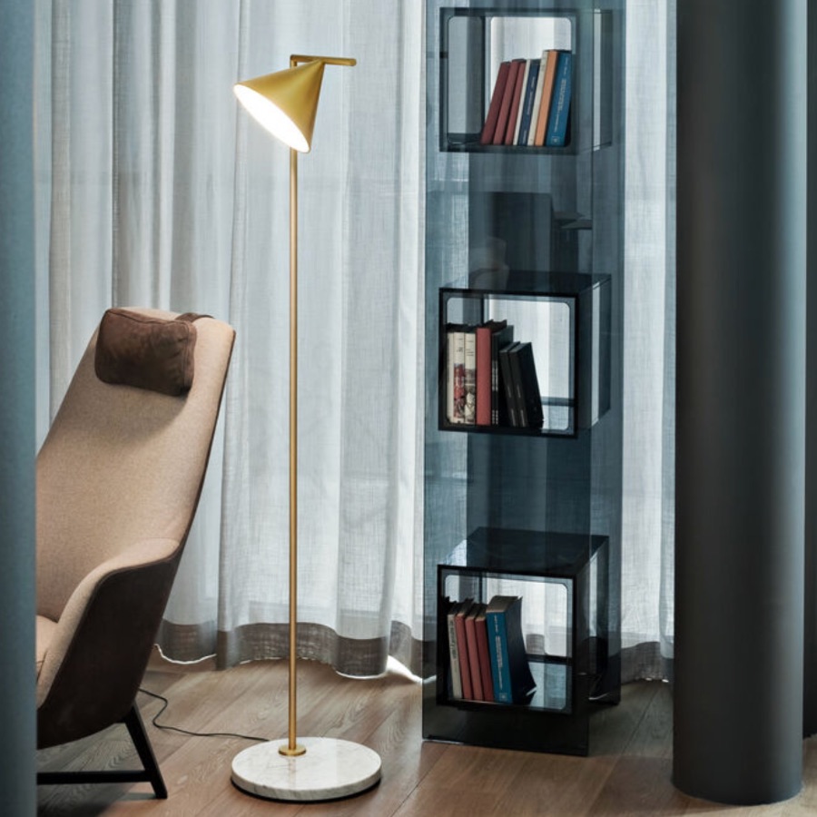 Captain Flint Lampadaire fin avec abat jour en forme de cône