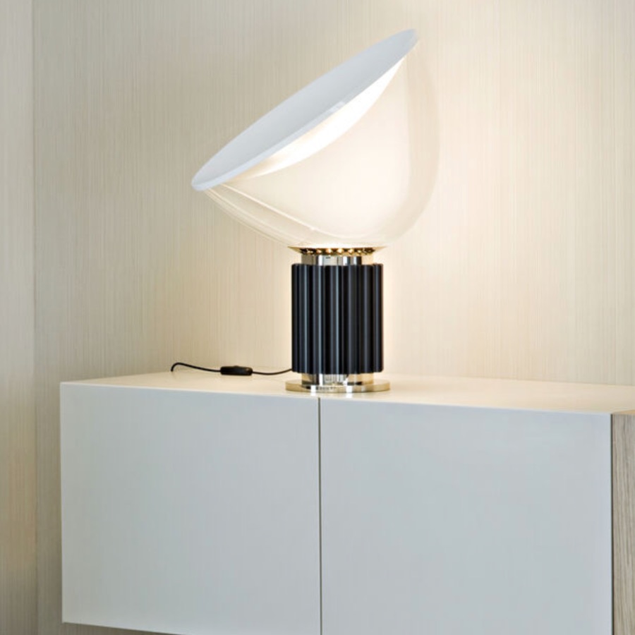 Taccia Lampe de table grand diffuseur