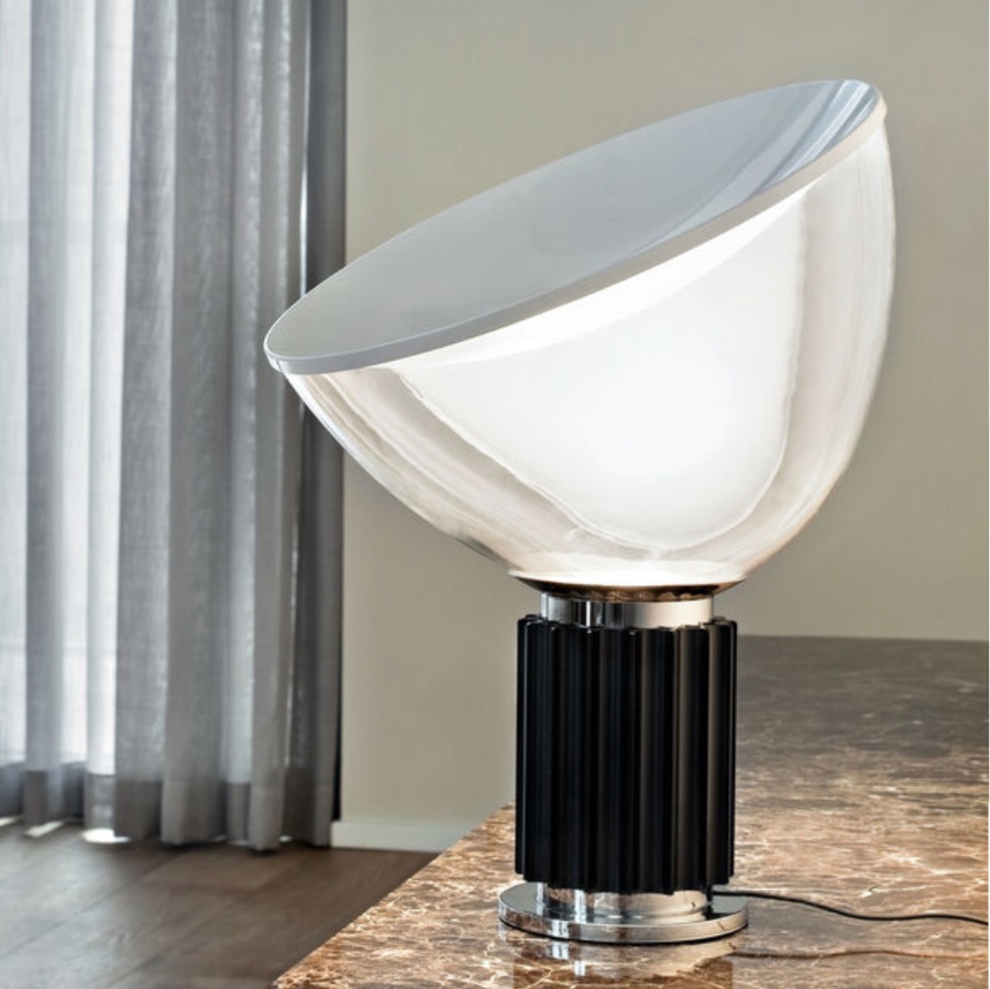 Taccia Lampe de table grand diffuseur